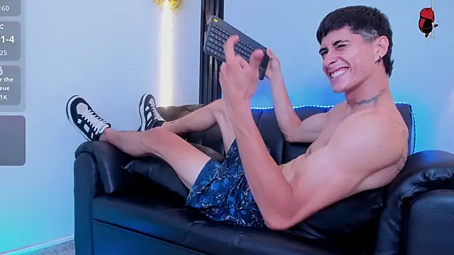 Dark_Valentino_ Chat XXX live