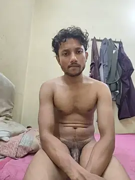 Indiandaddy11のライブXXXチャット