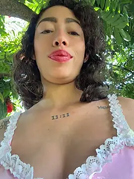Chat XXX Live roxyrougee