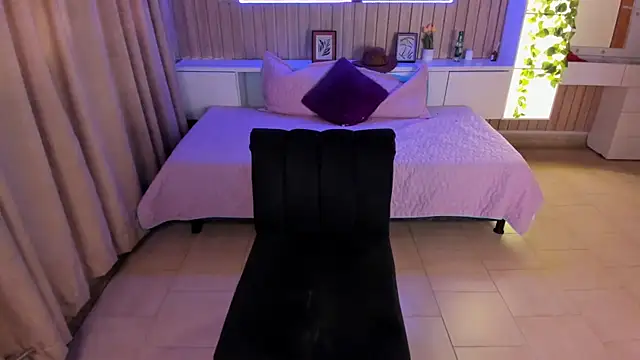 دردشة Alison_ang الجنسية المباشرة