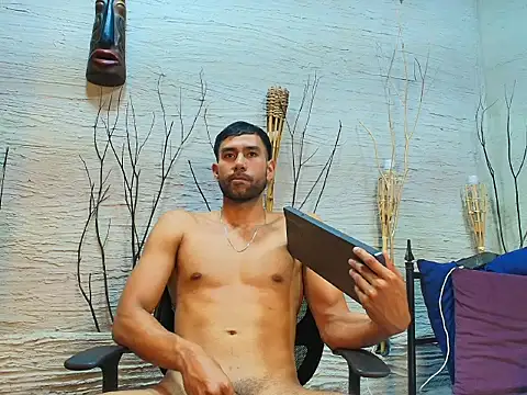 XXX chat uživo modela AronnCruz