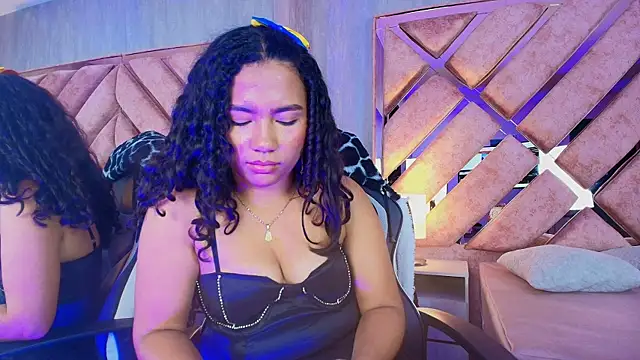 TamaraaHoney – Naživo XXX chat