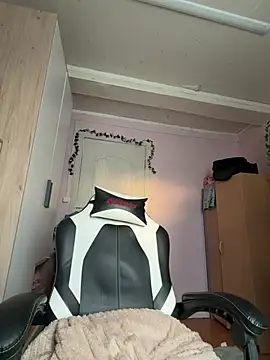 EmmySuiyugh Live XXX-Chat