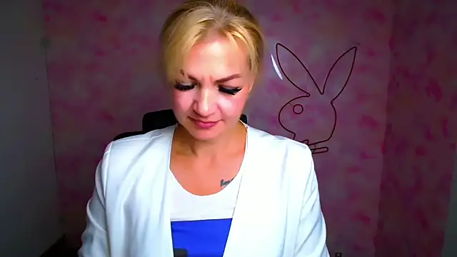 Madonna_Fire's Live XXX Chat