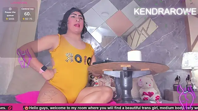 แชท XXX สดของ KendraRowe