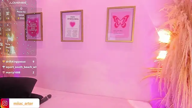MiaaCarter_ Chat XXX in diretta