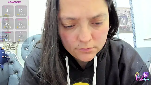 Chat +18 de KataleyaStiward ao vivo