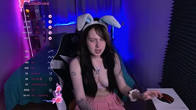 karinahili 现场XXX聊天