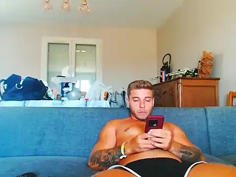 Elkafit28n Live XXX chat