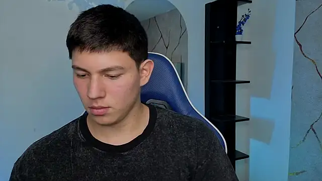 Czat XXX na żywo – JamesCr_