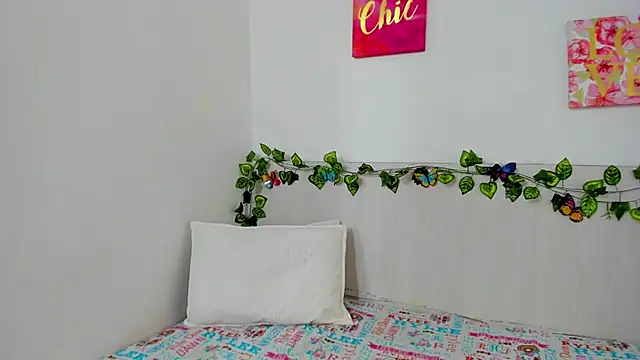 LindaCatalina_ 现场XXX聊天