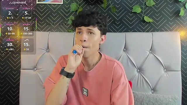 Živý XXX chat Axel__Evans
