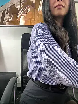 دردشة Amy_Kiitty_ الجنسية المباشرة