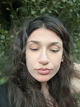 ScarletBloom_'s Live XXX Chat