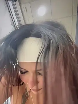 CherrySmirkXXX 라이브 XXX 채팅