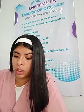 Chat XXX ao vivo de SOFIA-11_