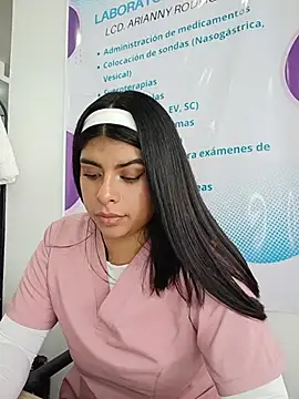 SOFIA-11_'s Live XXX Chat