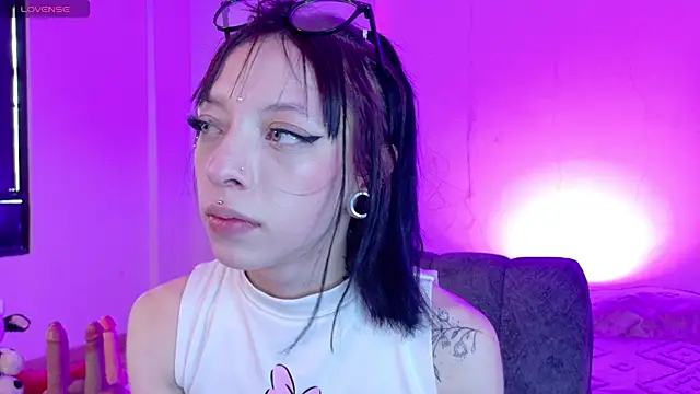 Chatroom XXX en direct de Diamond__cherry69