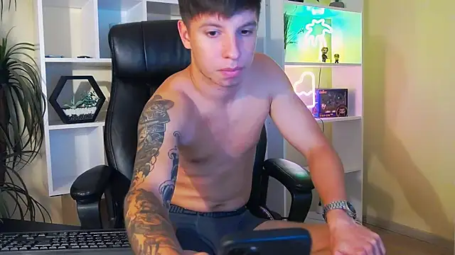 ThomasEdisonn live XXX chat