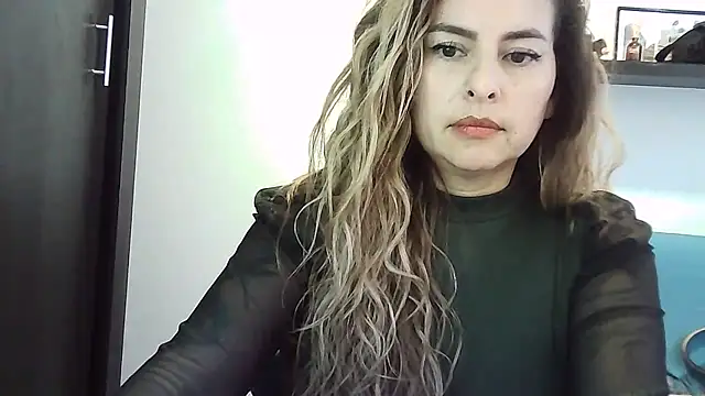 Valery__Rouse_'s Live XXX Chat