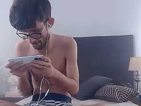 Chat XXX en directo de sasuke_bigcock