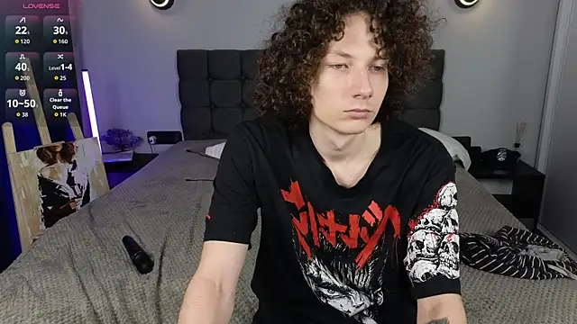 XXX chat uživo modela FreyaLoups