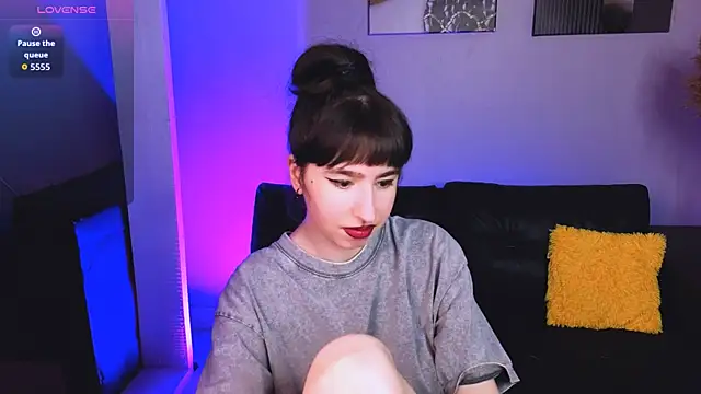צ'אט XXX בשידור חי של Lily_xBabe