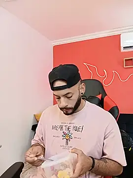 Chat XXX en directo de Mike_savage3