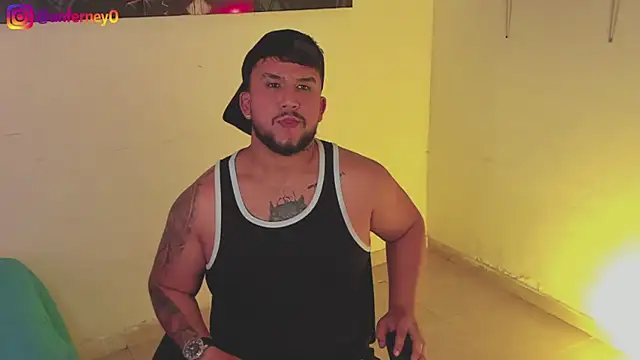 XXX chat uživo modela Aliba_Anf