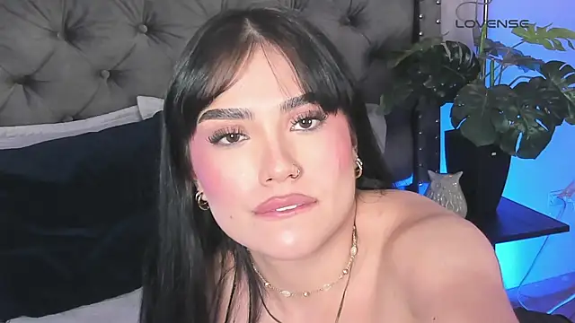 AlmaBlaze Live XXX Chat