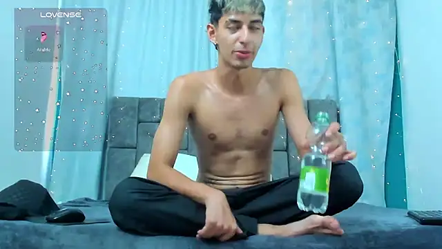 LyanLazarBBC Adlı Modelin Canlı XXX Sohbeti