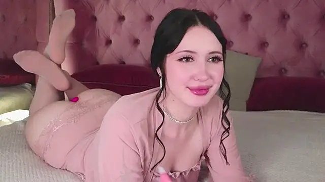 GraceMonroes Adlı Modelin Canlı XXX Sohbeti