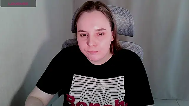 צ'אט XXX בשידור חי של Noir_Ember_