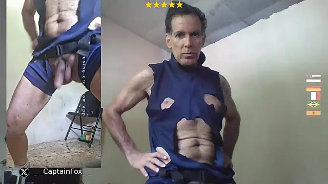 XXX chat uživo modela CaptainFox