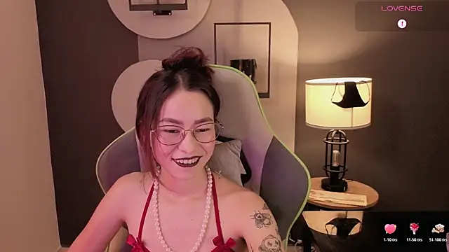 rosse_98_'s Live XXX Chat