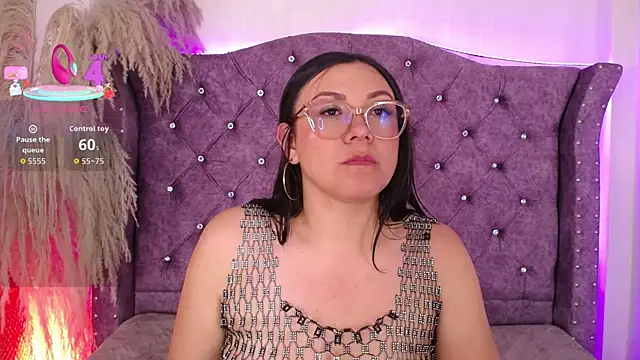 Czat XXX na żywo – Paris_Harper