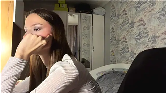 MargoMarcell XXX чат на живо