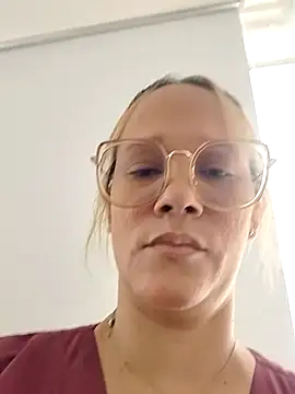 laly_Abby Live XXX-Chat