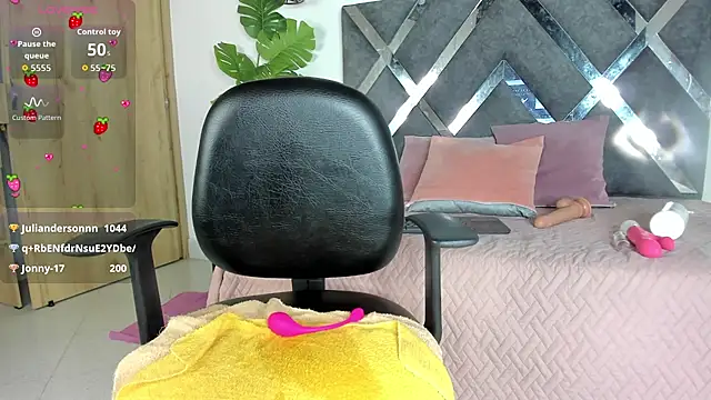 erika_222's Live XXX Chat