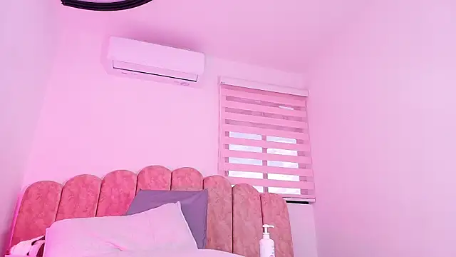 Malaia_thompson_ Adlı Modelin Canlı XXX Sohbeti
