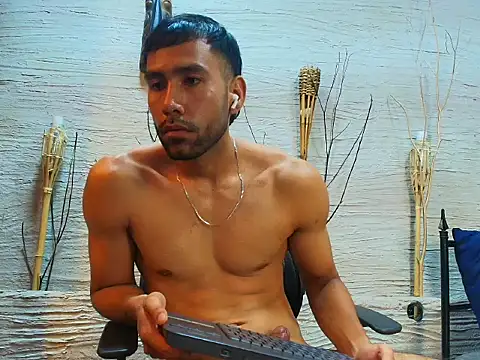 AronnCruz – Live XXX-chat