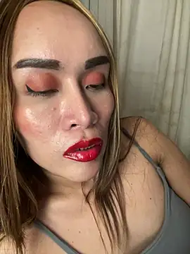 Chat +18 de RomanticPearlTS ao vivo
