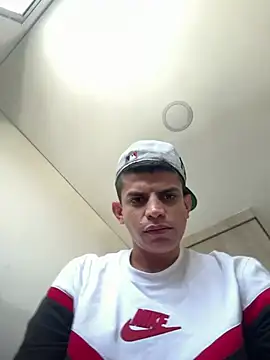 הופעת וובקאם של cash_master_daniel