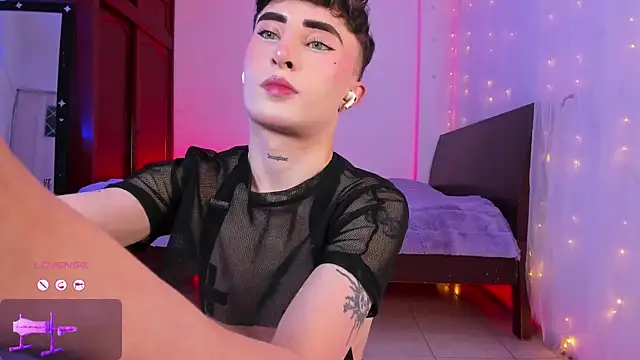 SebastianHilton Adlı Modelin Canlı XXX Sohbeti