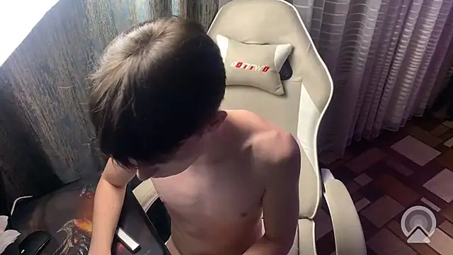 mason_silver লাইভ XXX চ্যাট