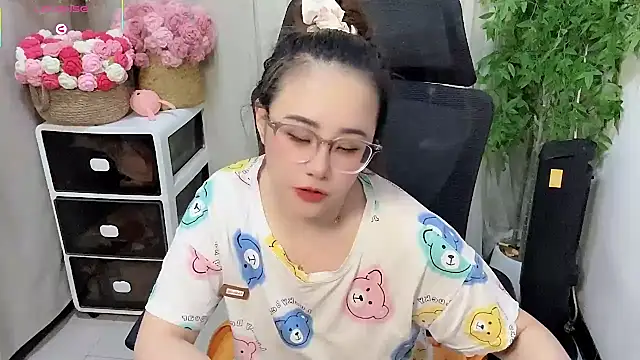 NEWONETO Live XXX-Chat