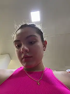 Eva_stark10 Adlı Modelin Canlı XXX Sohbeti
