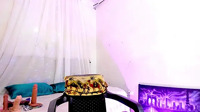 Chat +18 de lilahSweet ao vivo
