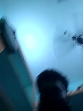 Rathitamil 现场XXX聊天