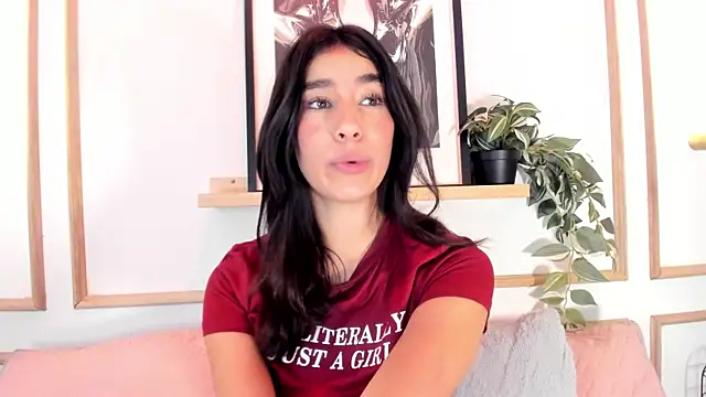 Nanami_ Adlı Modelin Canlı XXX Sohbeti